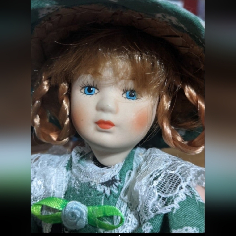 Porcelain Doll in Green Dress - Picture 2 of 6